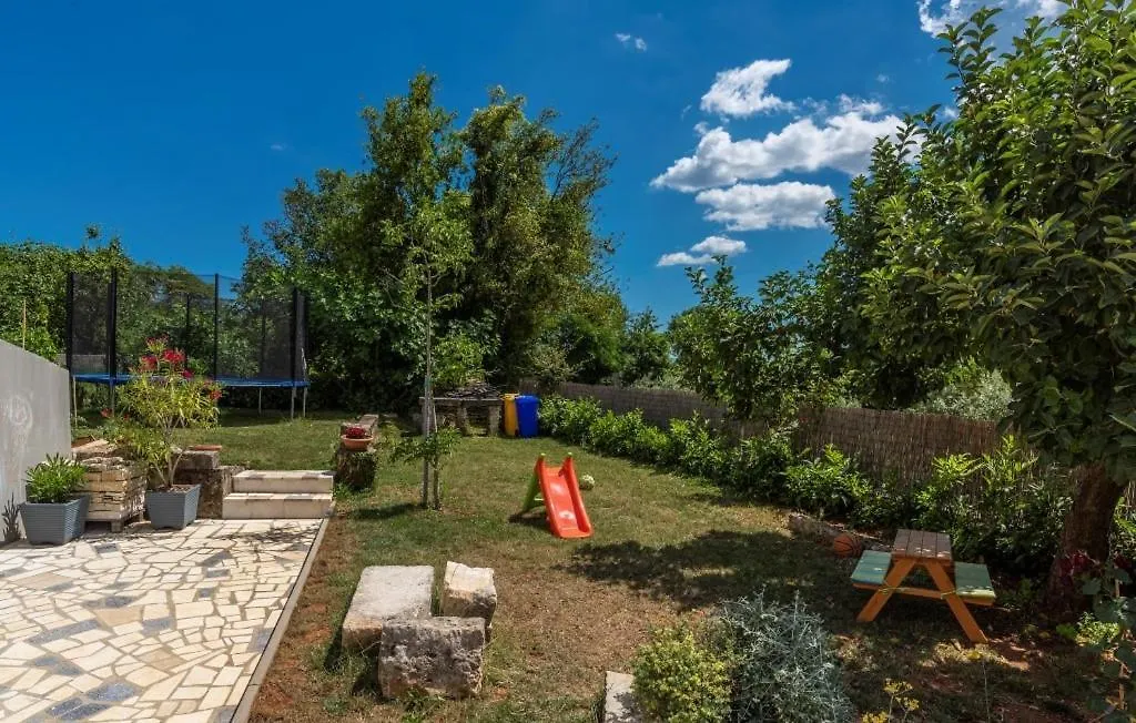 Dom wakacyjny Holiday House Bepina Nedeščina Chorwacja